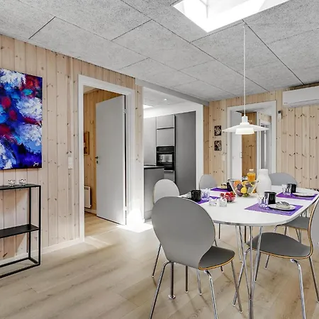 度假居 Gorgeous Home In Blavand With Wifi *
